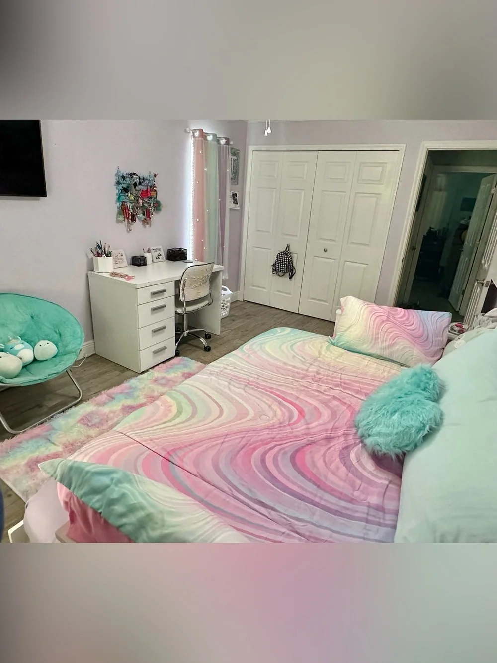 Colorful Swirl Full Size Comforter